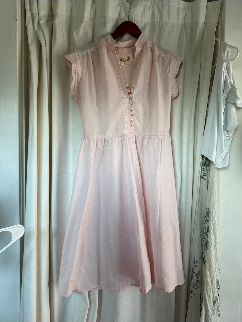 Women’s vintage Pink Button-Front A-Line Dress